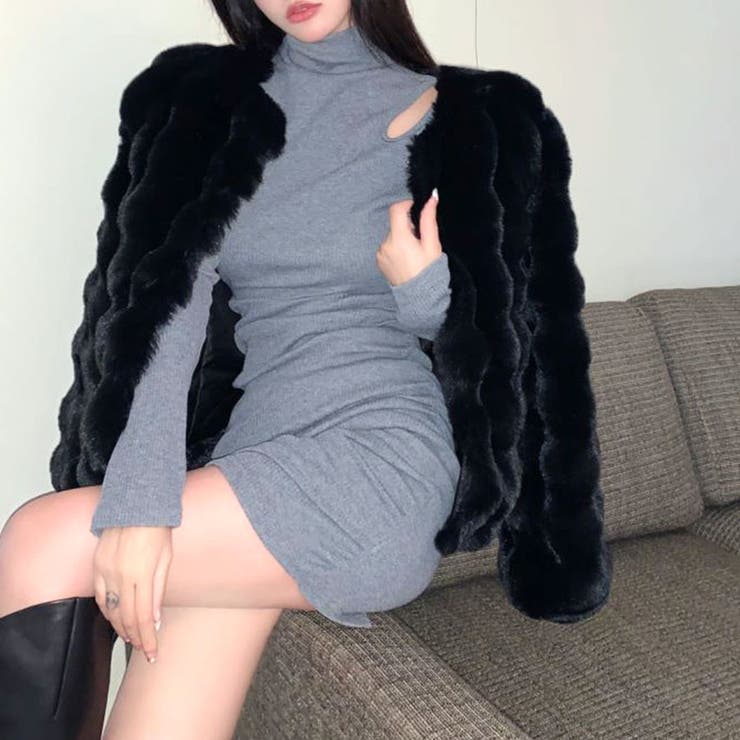 羽織るだけでリッチな気分に ファーショートコート ファー | Riff | 詳細画像9 