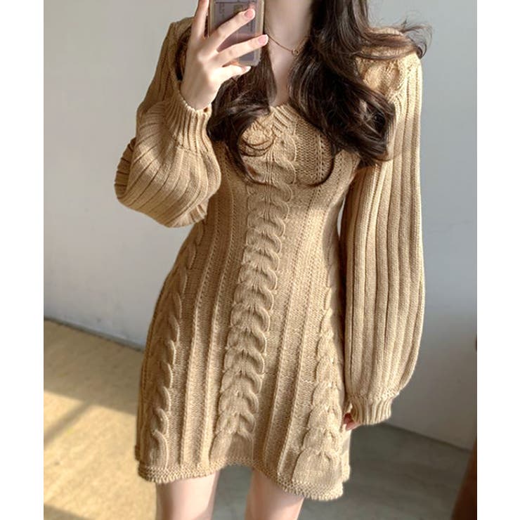 モカ | ケーブルニットミニワンピース ケーブル編み Vネック | Riff