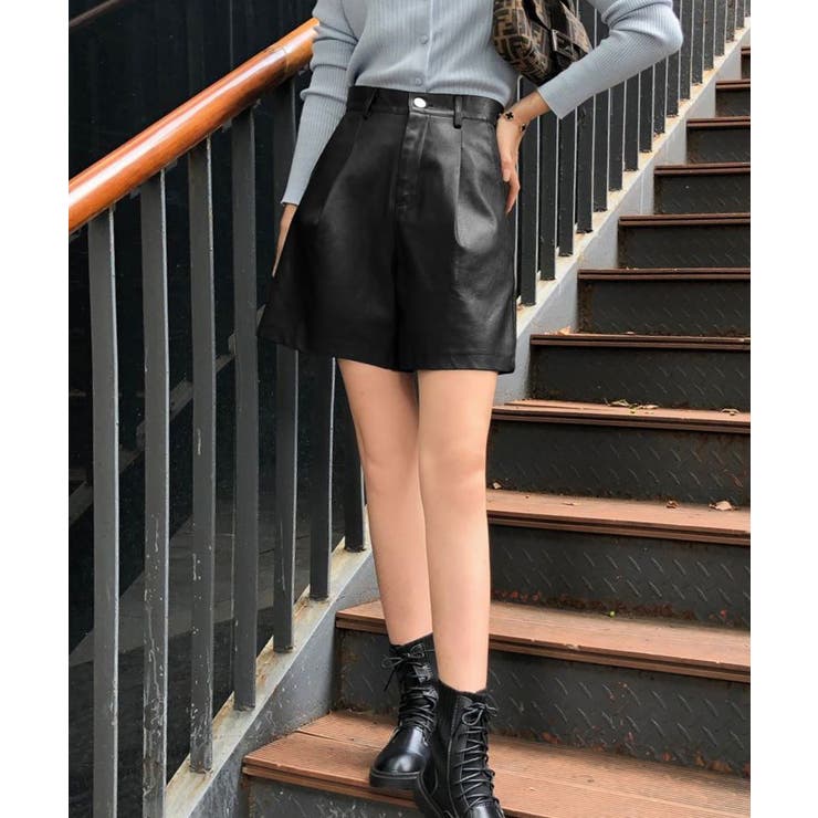 フェイクレザーショートパンツ ショート丈 ショーパン[品番