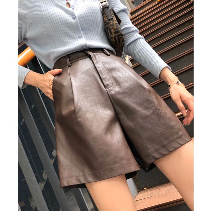 美品‼️フェイクレザー七分丈パンツ　この秋！活躍 614jjt8VMuL._UY350_.jpg