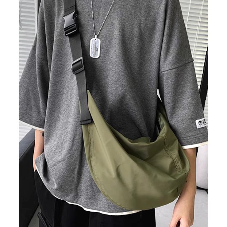 カーキ | ナイロンショルダーバッグ メッセンジャーバッグ ハーフムーンバッグ | Riff