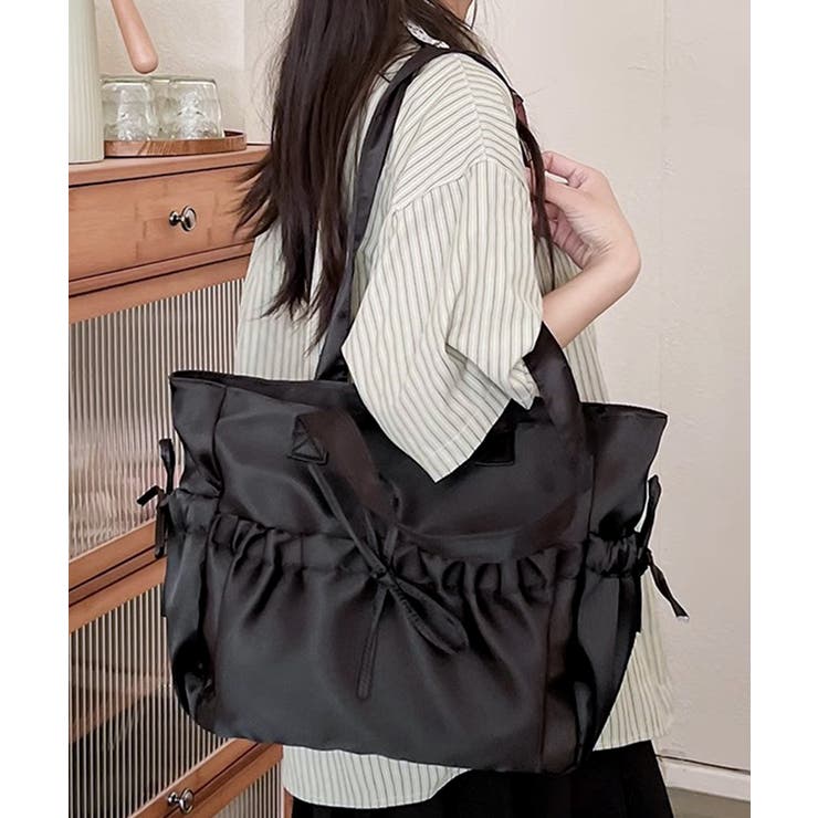 ブラック | リボンサテントートバッグ 推し活バッグ 痛バッグ | Riff