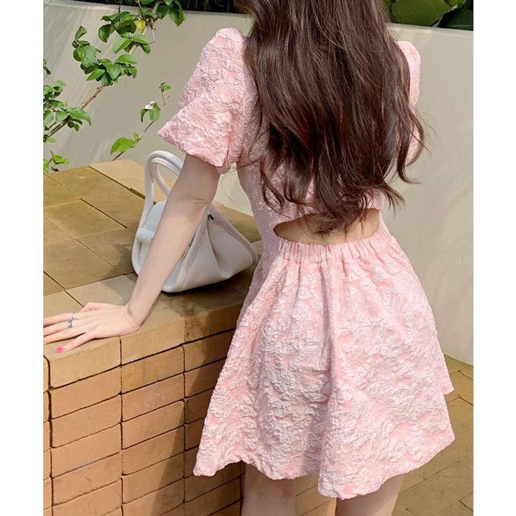 バックオープン花柄エンボスミニワンピース ウエスト見せ ジャガード | Riff | 詳細画像15 