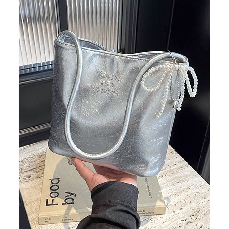 シルバー | パールリボンチャーム付きショルダーバッグ トートバッグ ハンドバッグ | Riff