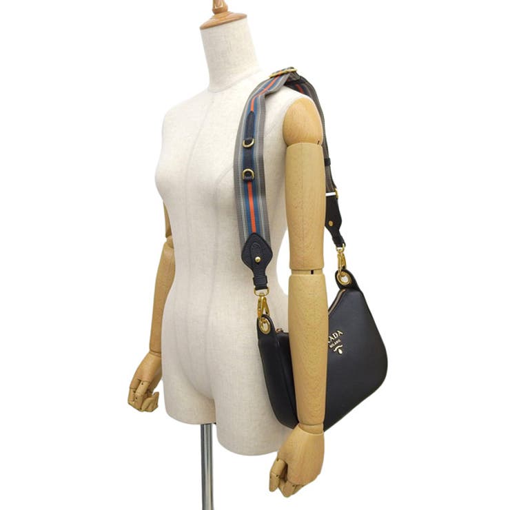 ☆美品・白タグ付☆PRADA VITELLO レザーワンショルダーバッグ Prada レザー ショルダーバッグ | ホワイト | FARFETCH JP