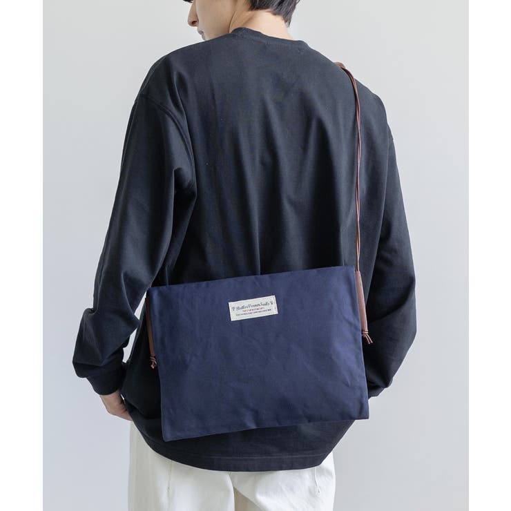 ネイビー | ショルダーバッグ サコッシュ クラッチ | Rocky Monroe