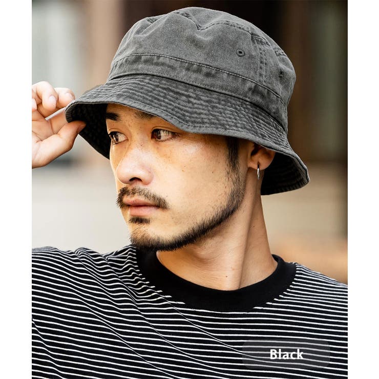ブラック