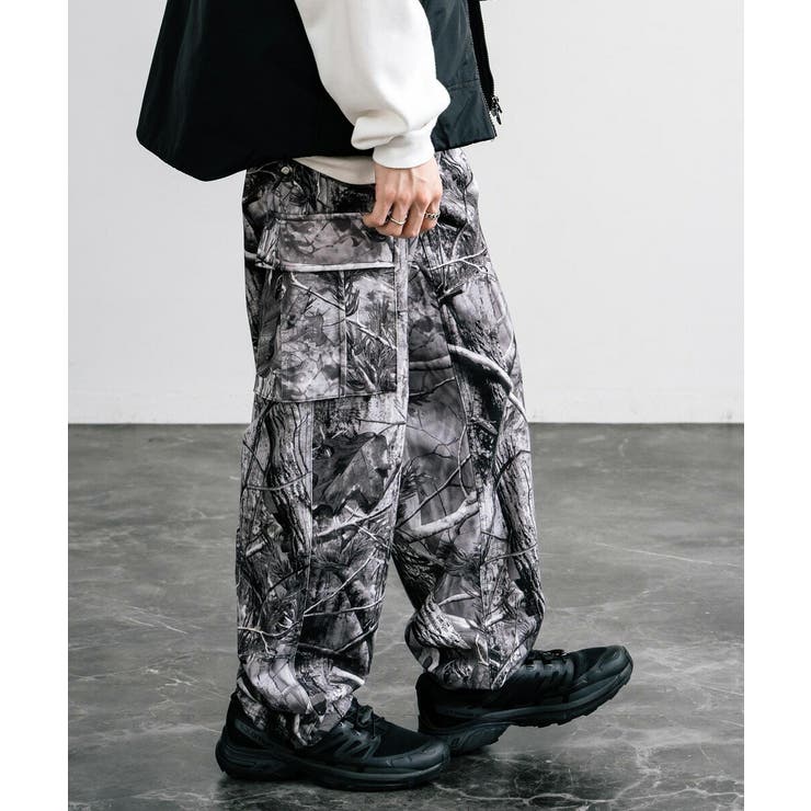 カーゴパンツ ワイド 総柄[品番：OE000008418]｜Rocky Monroe