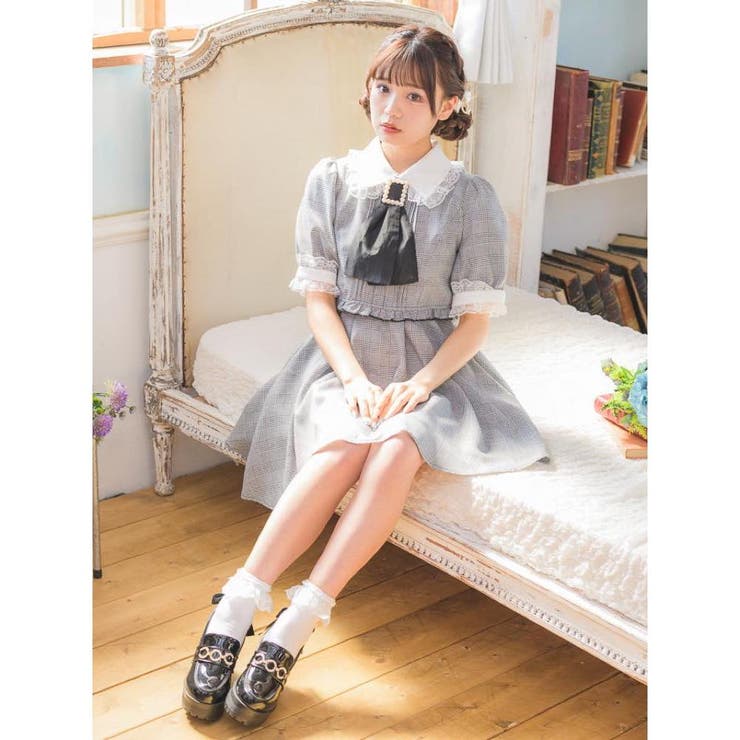 ロジータ ROJITA ビジュブローチ付き総レースワンピース