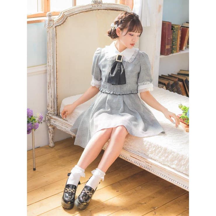 ビジュブローチネクタイワンピース[品番：RJTW0001077]｜ROJITA