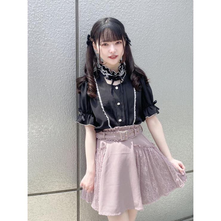 デコルテ開きフリルリボンブラウス[品番：RJTW0001094]｜ROJITA