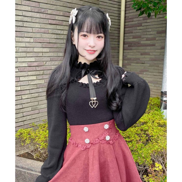 ハートチャームデコルテ開きニット[品番：RJTW0001403]｜ROJITA