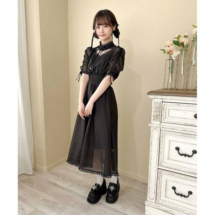 新品未使用 ROJITA パールビジューネックレスロング 半袖ロングワンピース パールビジューネックレスロングワンピース[品番：RJTW0002430