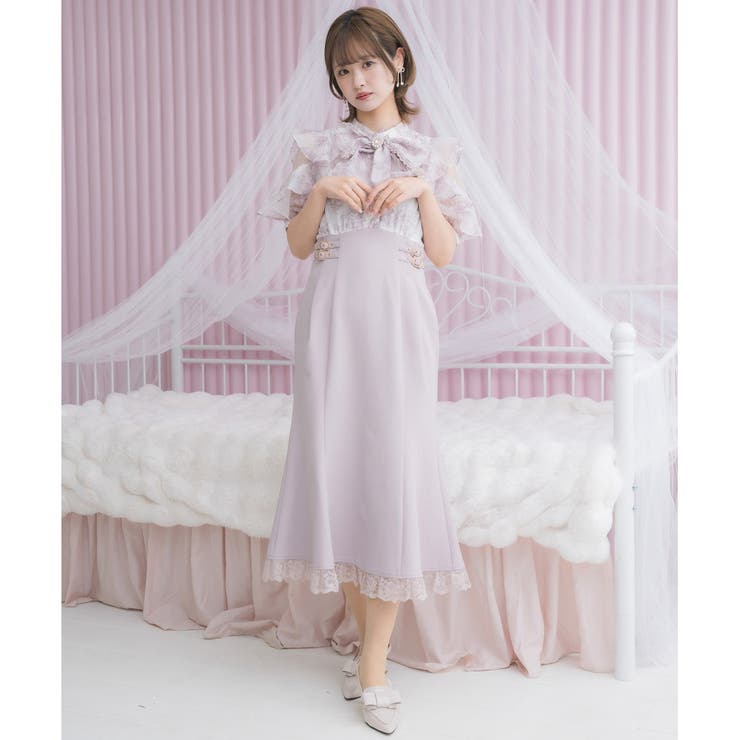 Alotta 線画タッチ花柄ギャザー切替ワンピース -ファッション