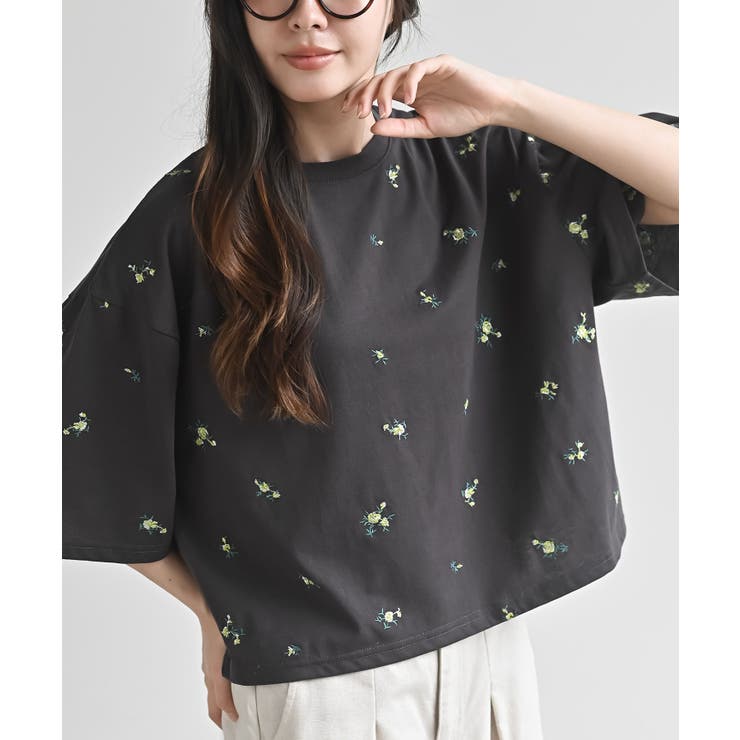 CHACグレー | フラワー刺繍ショート丈Ｔ | rps