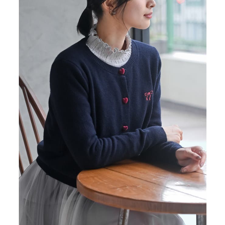 リボン刺繍＆ハートボタンクルーネックカーディガン | rps | 詳細画像1 