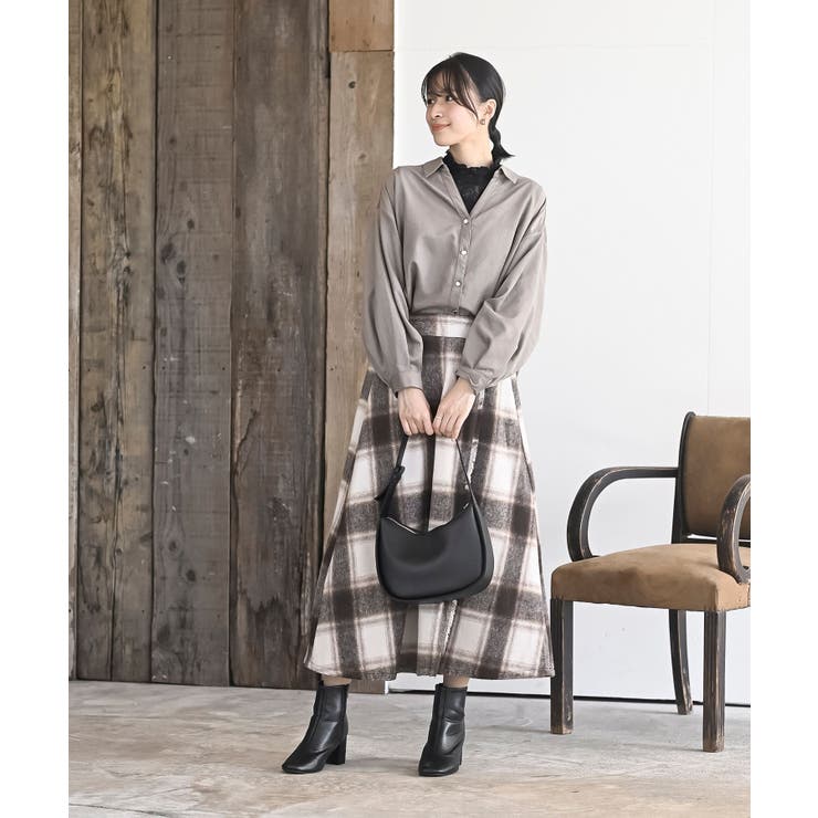 ＢＡＣＫレースアップ細コール裾タック多釦ブラウス | rps | 詳細画像18 