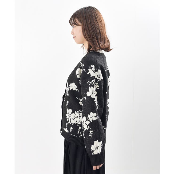 フラワージャガードVネックニットカーディガン[品番：RPSW0003243