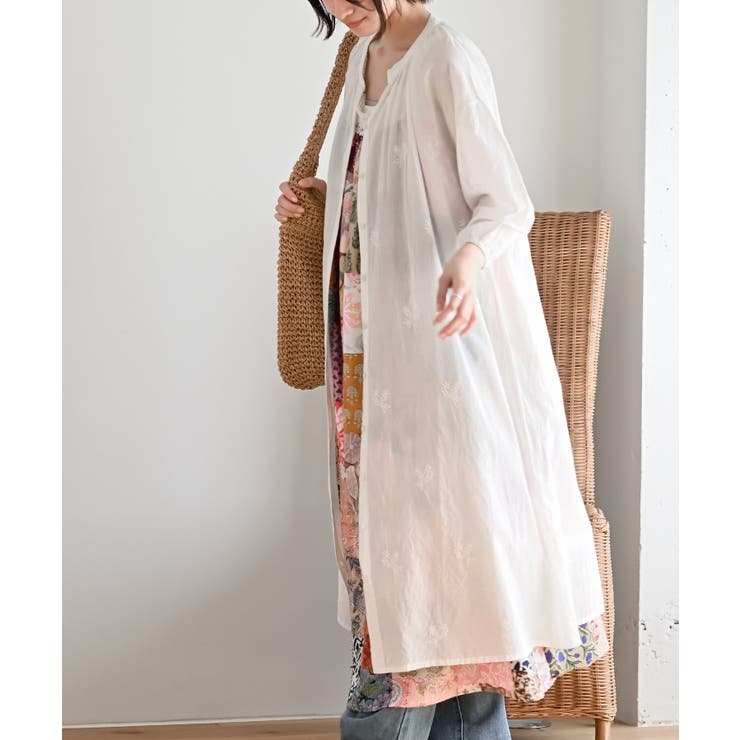 アーバンリサーチ　ロングワンピース七分袖　ホワイト　白　刺繍総柄　コットン URBAN RESEARCH Sonny Label（アーバンリサーチサニーレーベル
