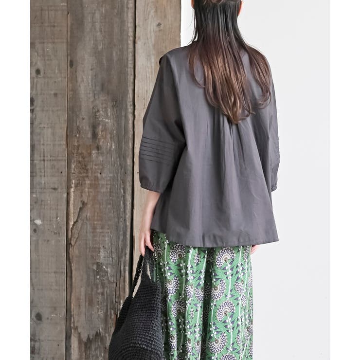 ブラウス シャツ スッキパーネックピンタックブラウス レディース スッキパーネックピンタックブラウス（シャツ/ブラウス）｜AMAJI