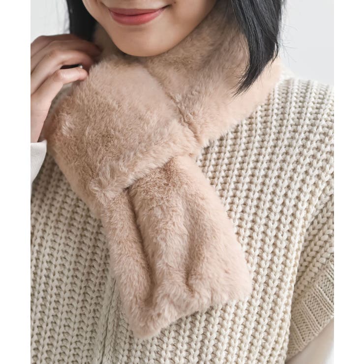 Lベージュ | リブ編みニット×フェイクファーマフラー | rps