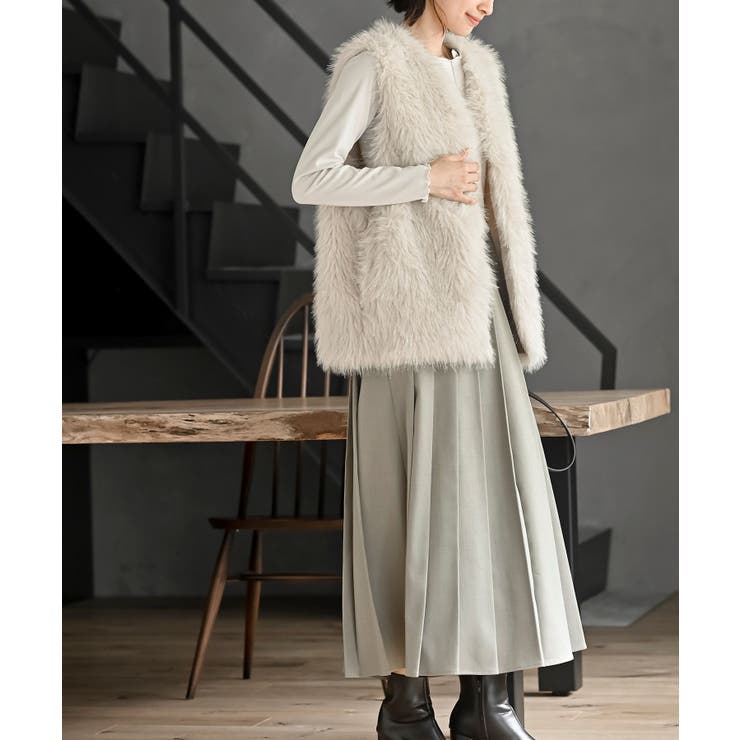 ラメ入りフェイクファーベスト[品番：RPSW0003950]｜rps（アール