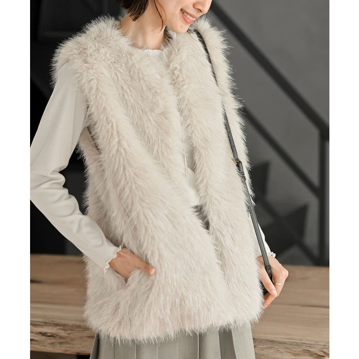 ラメ入りフェイクファーベスト[品番：RPSW0003950]｜rps（アール