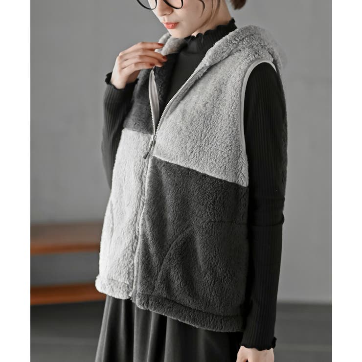 定価30800円【新品】レディースS ブリーフィング ボアベスト薄灰 新品】レディースS ブリーフィング ボアベスト薄灰