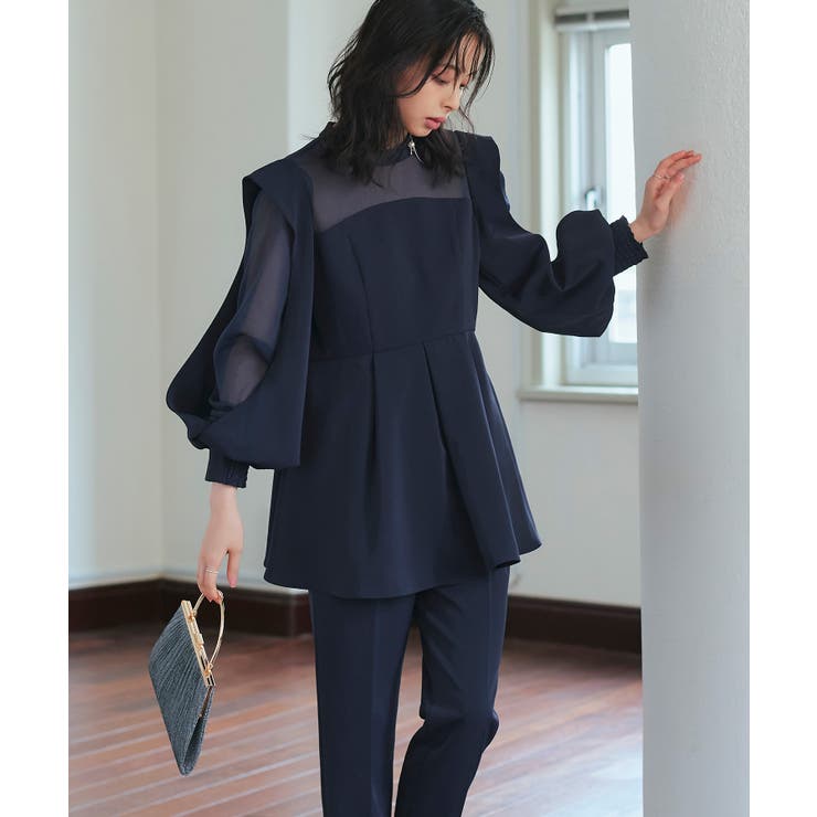 ネイビー(NE) | スリットスリーブペプラムトップス＆テーパードパンツセットアップ | RUIRUE BOUTIQUE
