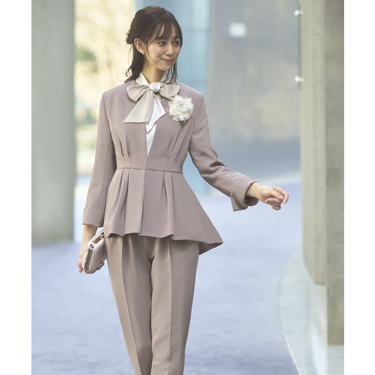 ベージュ(BE) | ノーカラーウエストタックペプラムパンツスーツ3点セット | RUIRUE BOUTIQUE