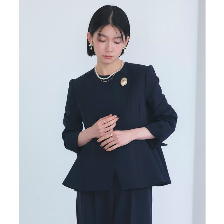 ダークネイビー(NE) | ノーカラーラップペプラムワイドパンツスーツ | RUIRUE BOUTIQUE