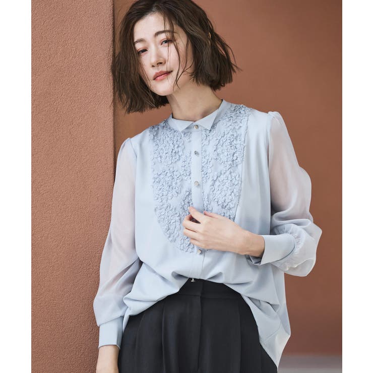 ブルーグレー(PBU) | レース切り替えウイングカラーブラウス | RUIRUE BOUTIQUE