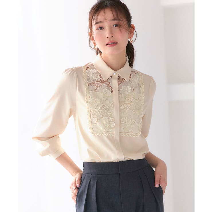 ライトベージュ(PBE) | フラワーモチーフブラウス | RUIRUE BOUTIQUE