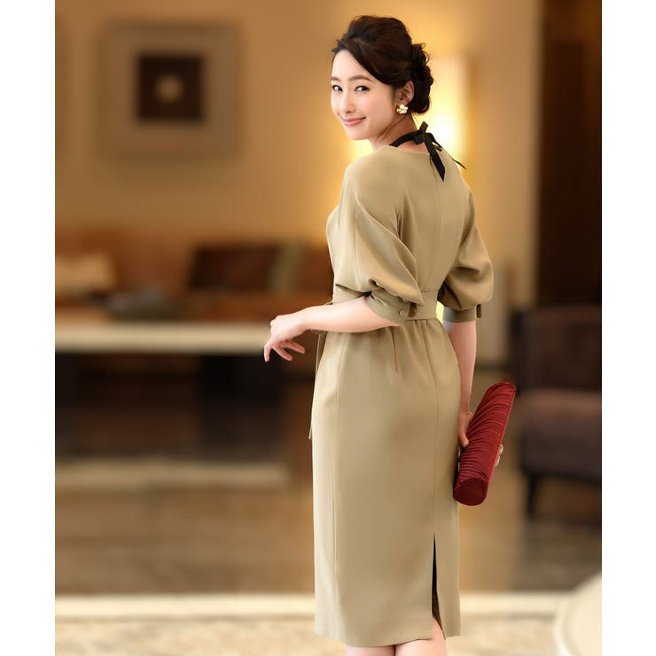 ベージュキャメル(C) | ロング＆リーンシルエットが美しいバルーンスリーブワンピース | RUIRUE BOUTIQUE