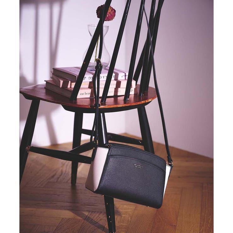 ブラック | ラウンドプレーンショルダーバッグ《シンプル・バイカラー》 | & chouette