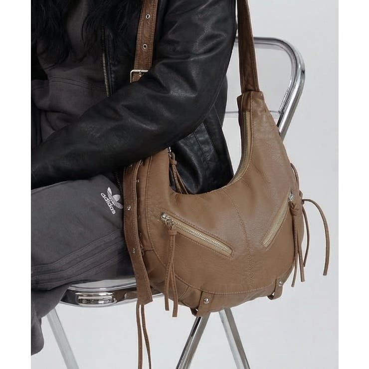 ライダースデザイン ハーフムーンショルダーバッグ | VIVID LADY | 詳細画像3 