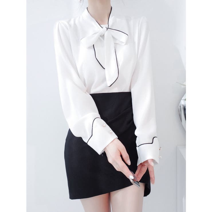 アイボリー | ボウタイ付きブラウス 全3色 春秋冬 | VIVID LADY