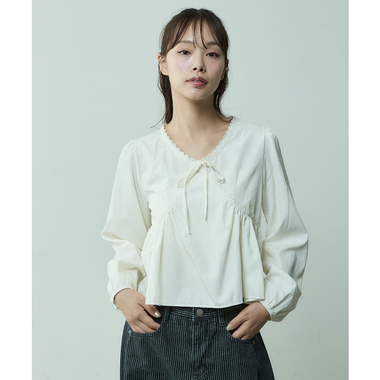 ホワイト | レースリボンプルオーバーブラウス | VIVID LADY