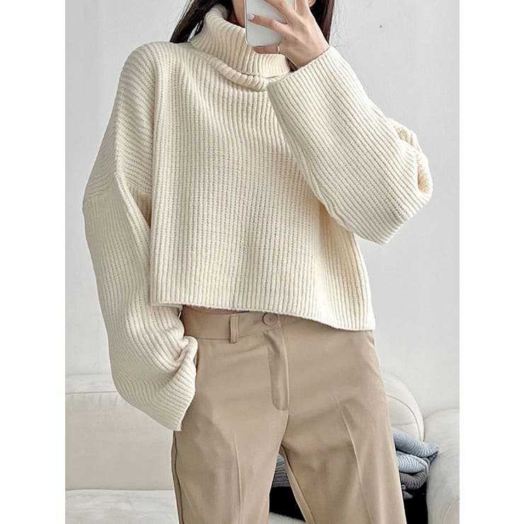 ルーズなクロップ丈のタートルネックニット レディース 長袖[品番