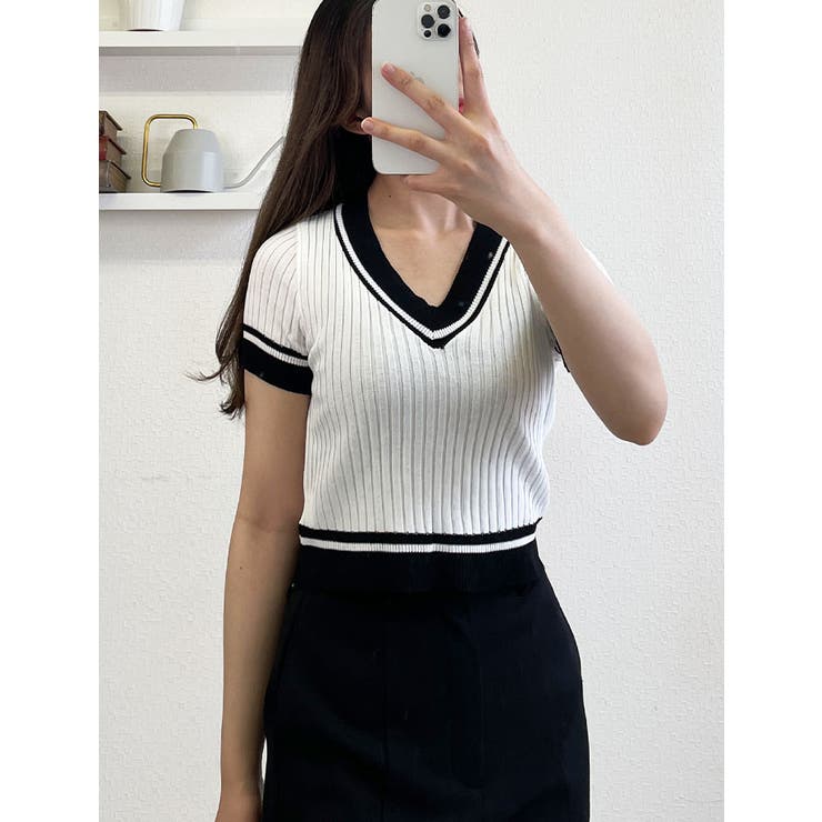 最大15%OFFクーポン 配色Vネック半袖ニット クロップド丈 全4色[品番：KH000013656 トップス