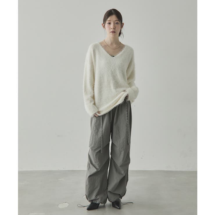 アイボリー | アンゴラタッチVネックニットプルオーバー | VIVID LADY