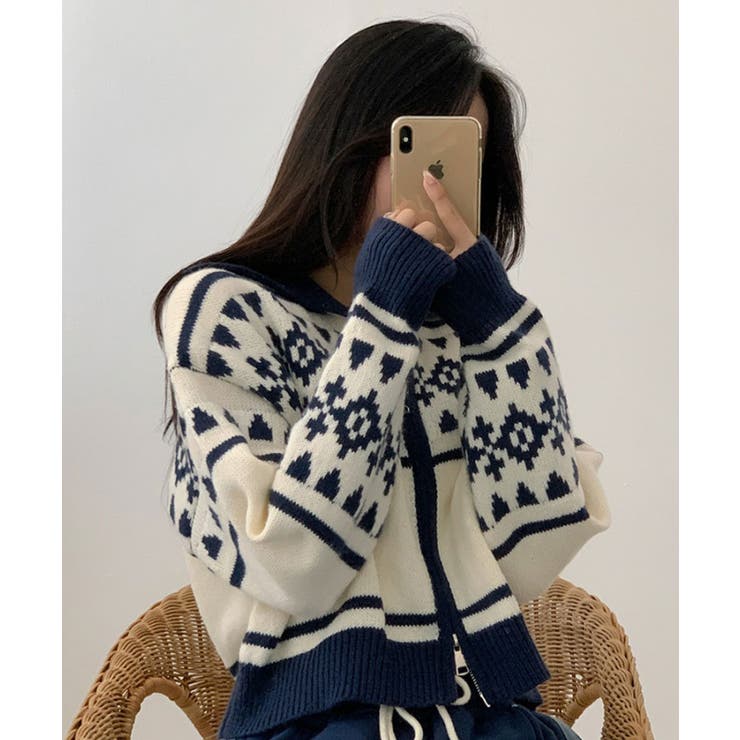 【新品未使用 ピッコーネ】23fw新作4コマ柄入りウールニットブルゾン40号 幾何柄ジャカードニットプルオーバー(ニット・セーター