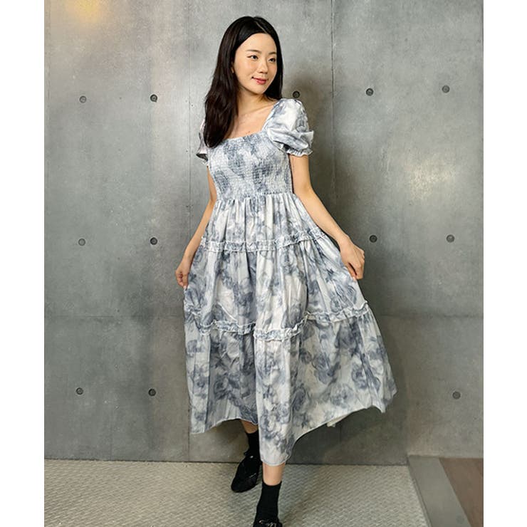 上品 花柄スクエアネックロングワンピース半袖レディース フラワー柄 Sサイズ