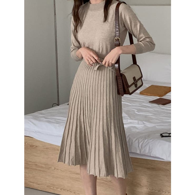 クルーネックニットワンピース レディース 膝丈[品番：KH000013089