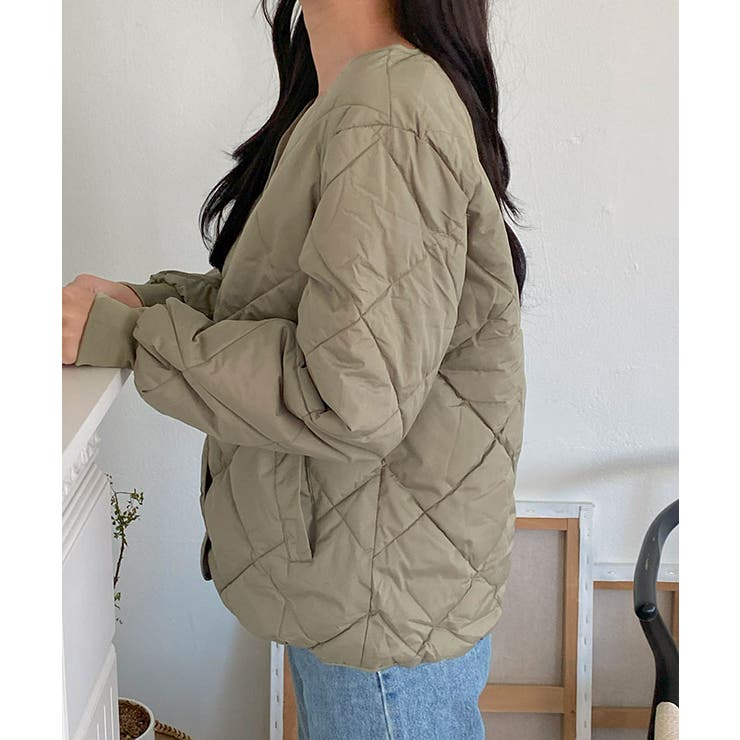 ゆとりのあるサイズのキルティングジャンパー レディース ノーカラーアウター | VIVID LADY | 詳細画像3 