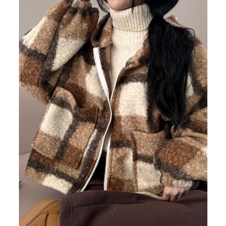 ダークベージュ | チェック柄 もこもこボア フーディーブルゾン | VIVID LADY