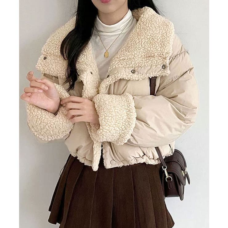 ベージュ | リバーシブル ボア襟 ショート丈 中綿ジャケット | VIVID LADY