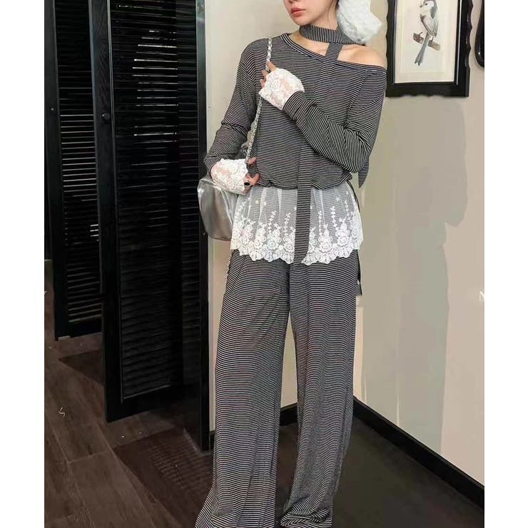 チャコールグレー