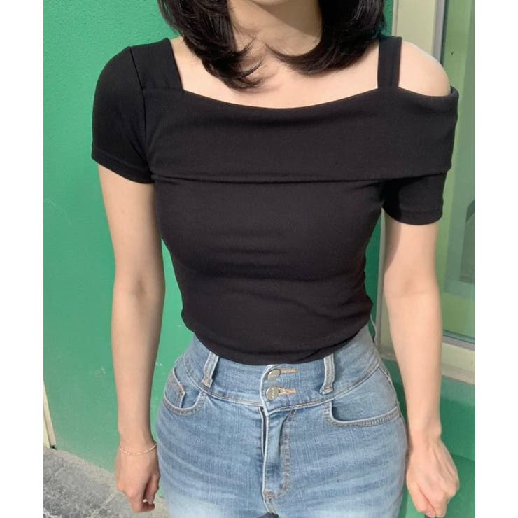 ブラック