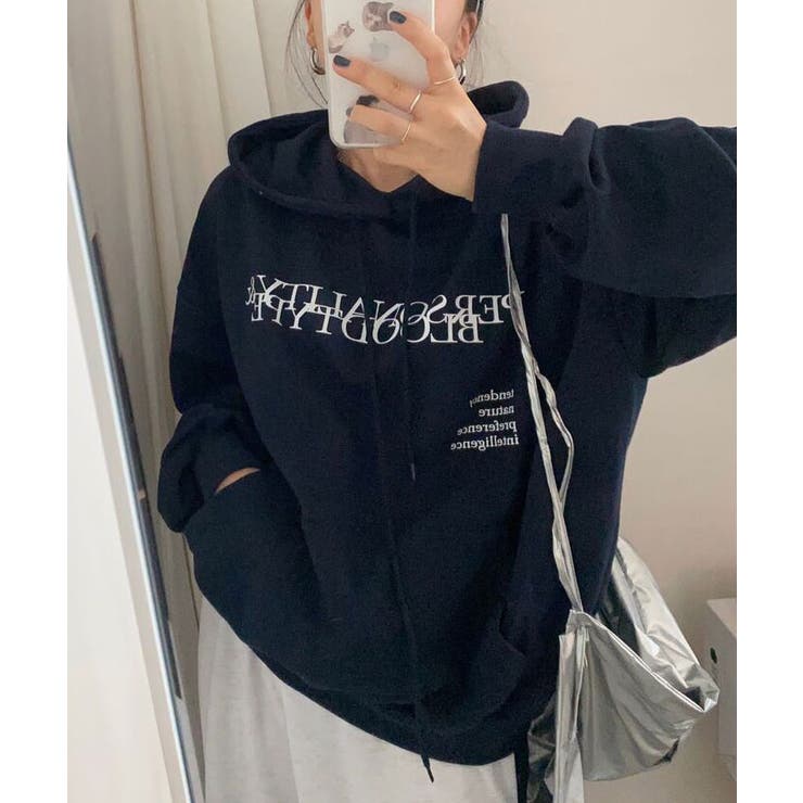 すっきりとしたポイントになる配色レタリングのパーカー トップス レディース | VIVID LADY | 詳細画像20 